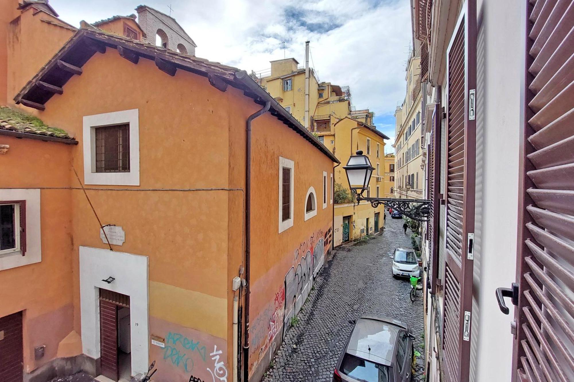 Ych-Lussuoso Appartamento Al Colosseo โรม ภายนอก รูปภาพ